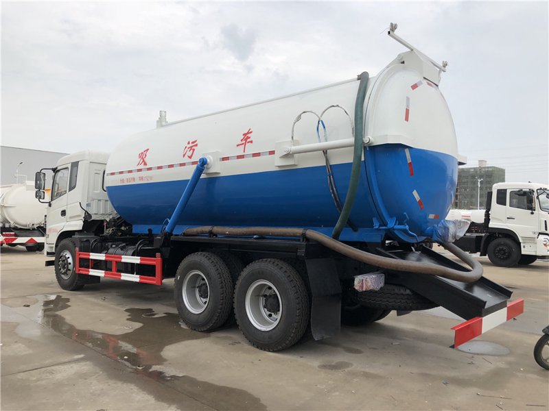 环卫车：清洁城市，如何选择更高效？